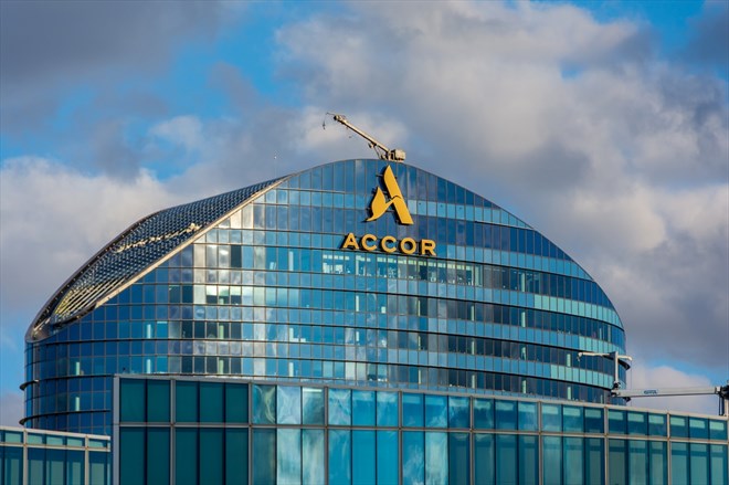Accor relève son objectif de rentabilité 2026, porté par le luxe et le lifestyle